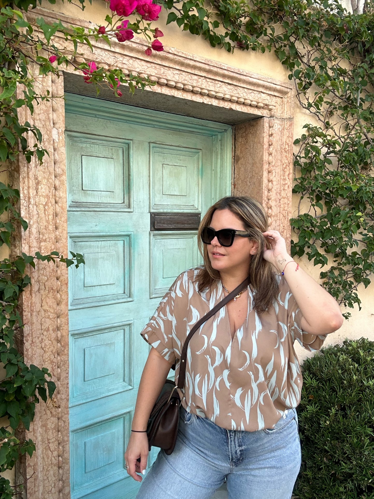 Print V Neck Top - Shop Lelolai